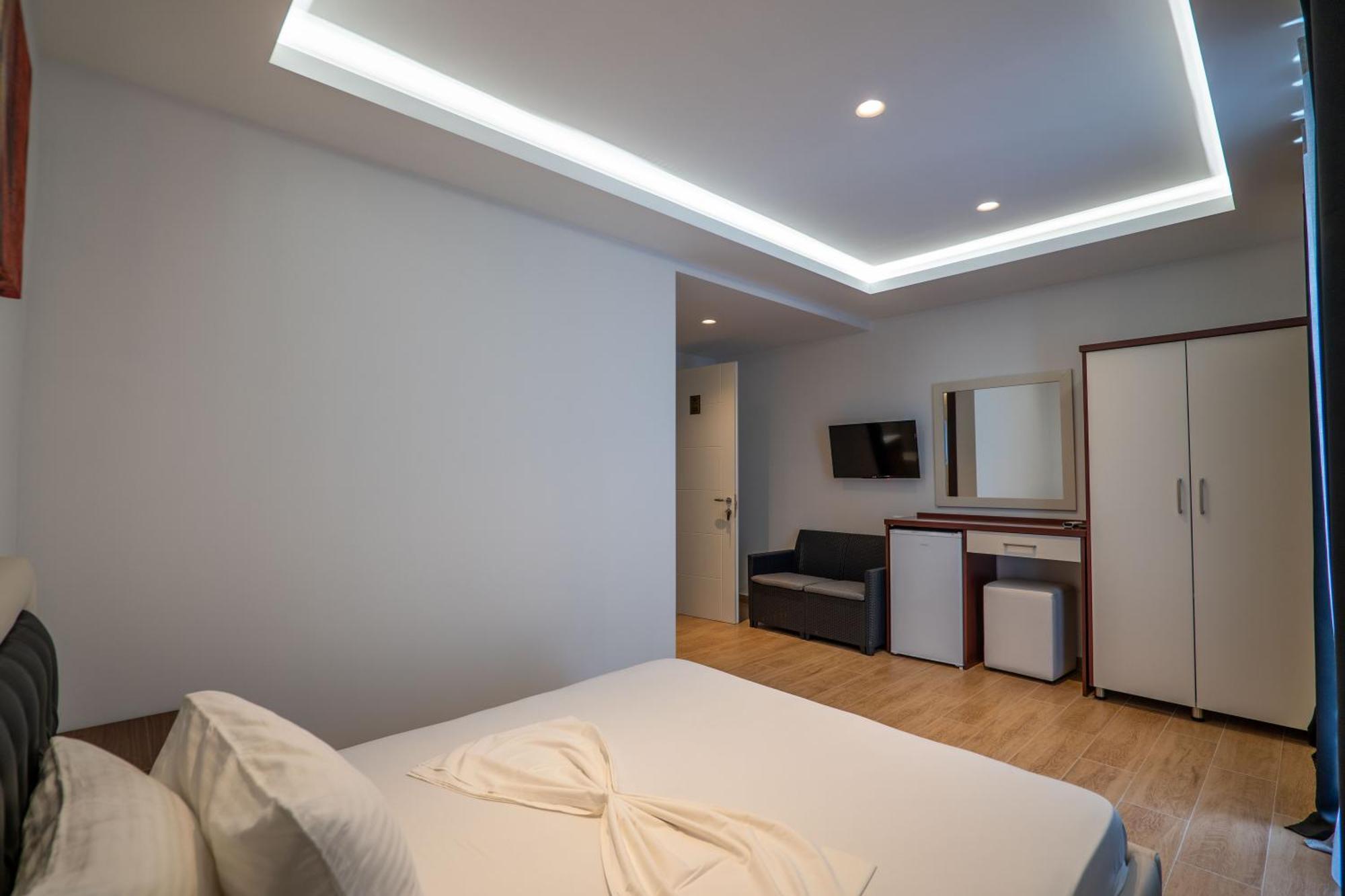 Fori'S Rooms 希马拉 外观 照片